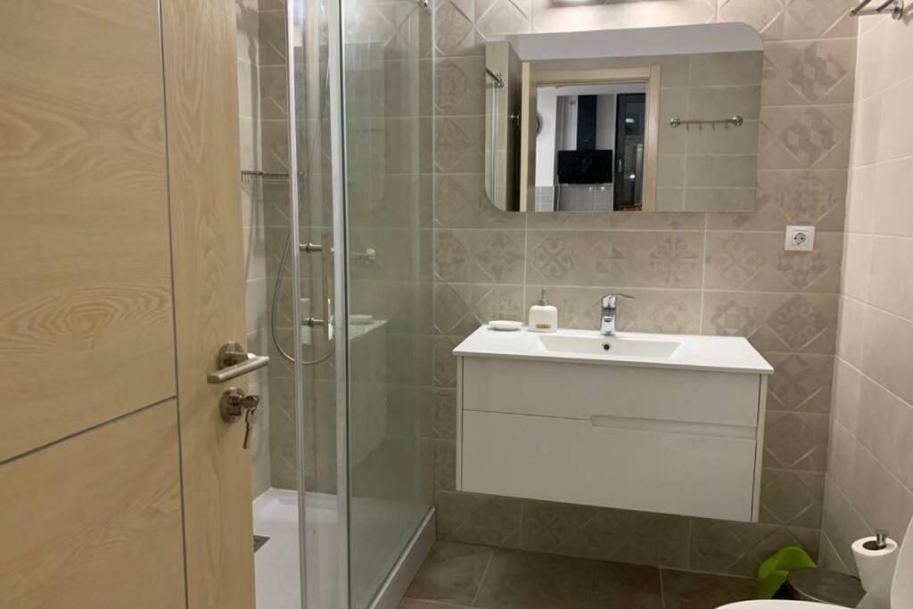 Andreve Apartment By Onix Blue Mamaia Nord, Baby Friendly, Private Parking Năvodari Exterior foto